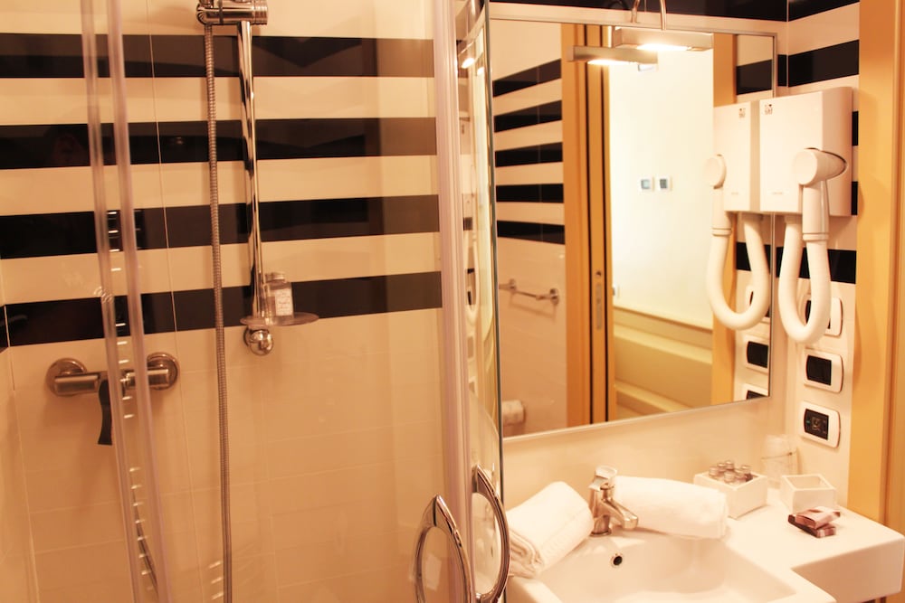 Relais Sans Soucis and Spa 64/65