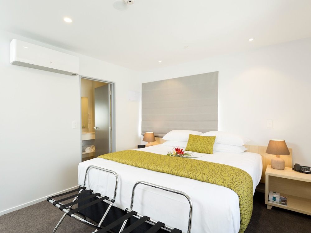 3 BEDROOMS, FAMILY, APARTMENT