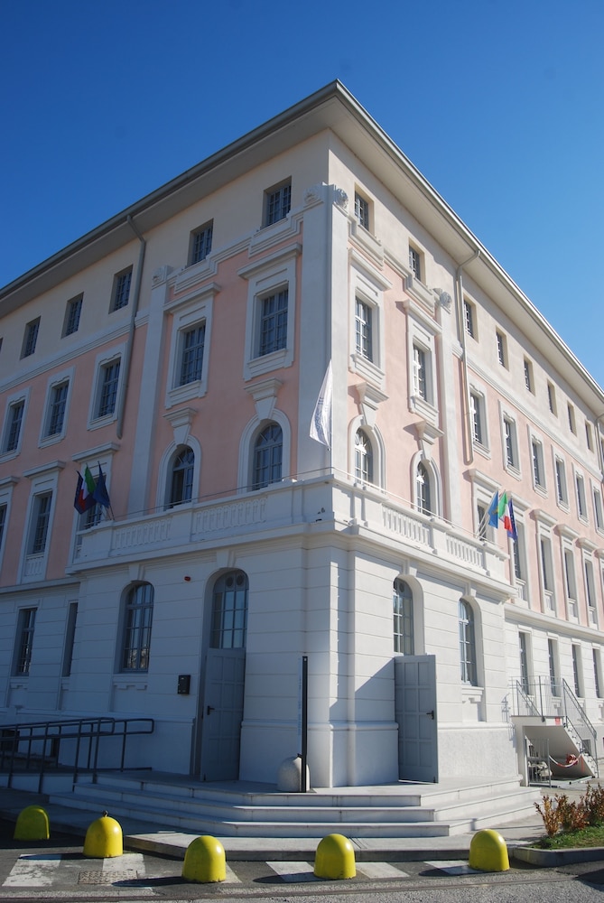Nuovo Albergo Operai 4/36
