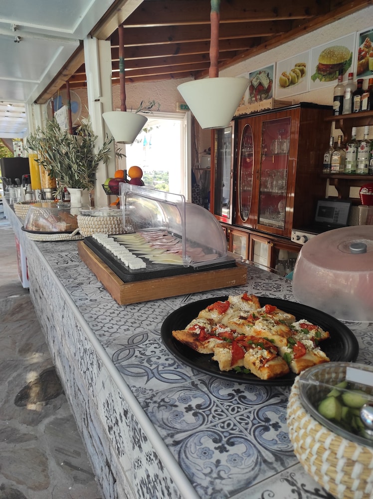 Ledra Samos Hotel 43/60