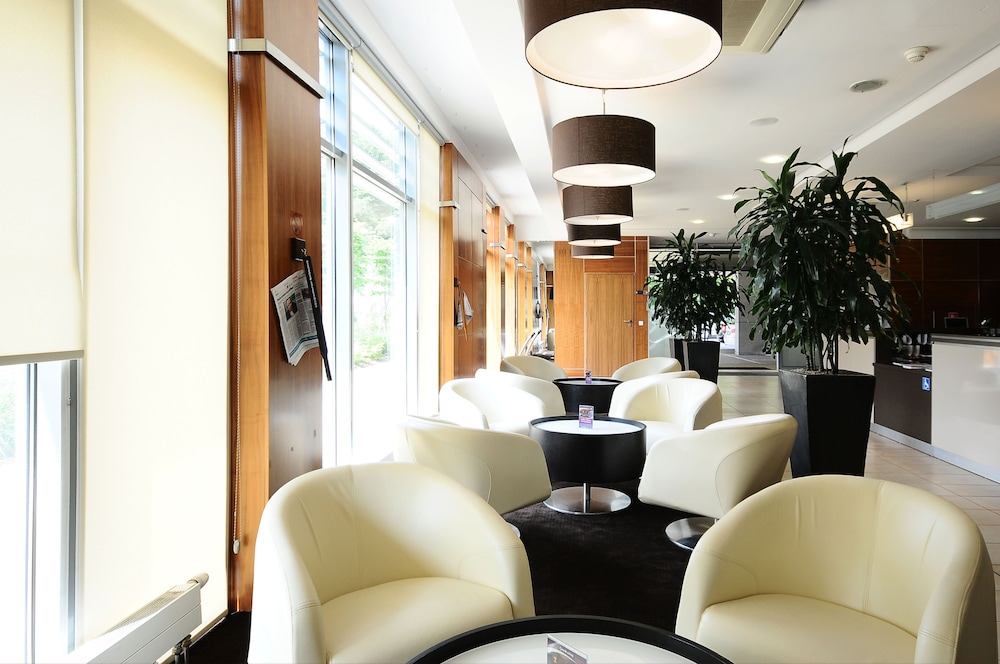Hotel Oliwski 26/34