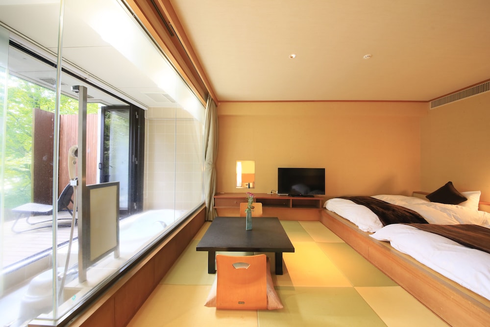 Okunikko Hotel Shikisai 6/50
