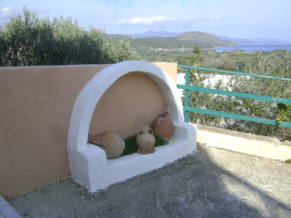 Kavousanos Apartments 44/50
