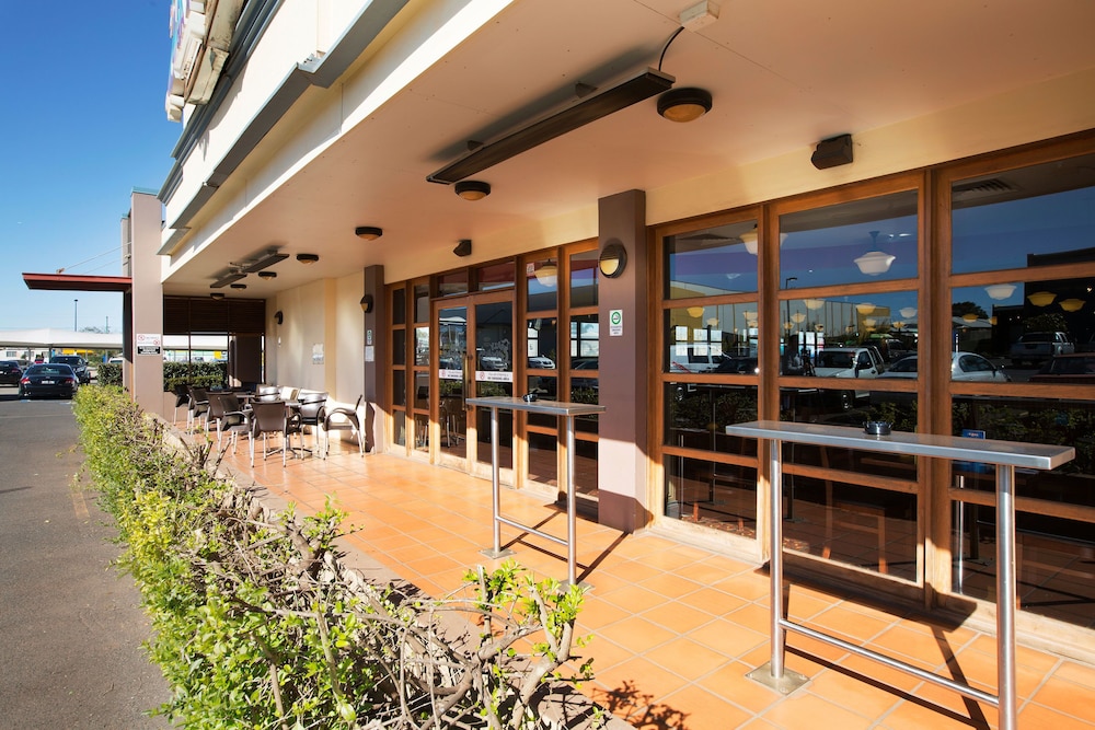 Wilsonton Hotel 5/61