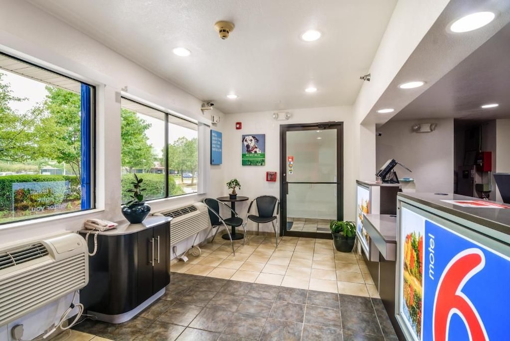 Motel6 Rolling Meadows, IL - Chicago Northwest 11/69