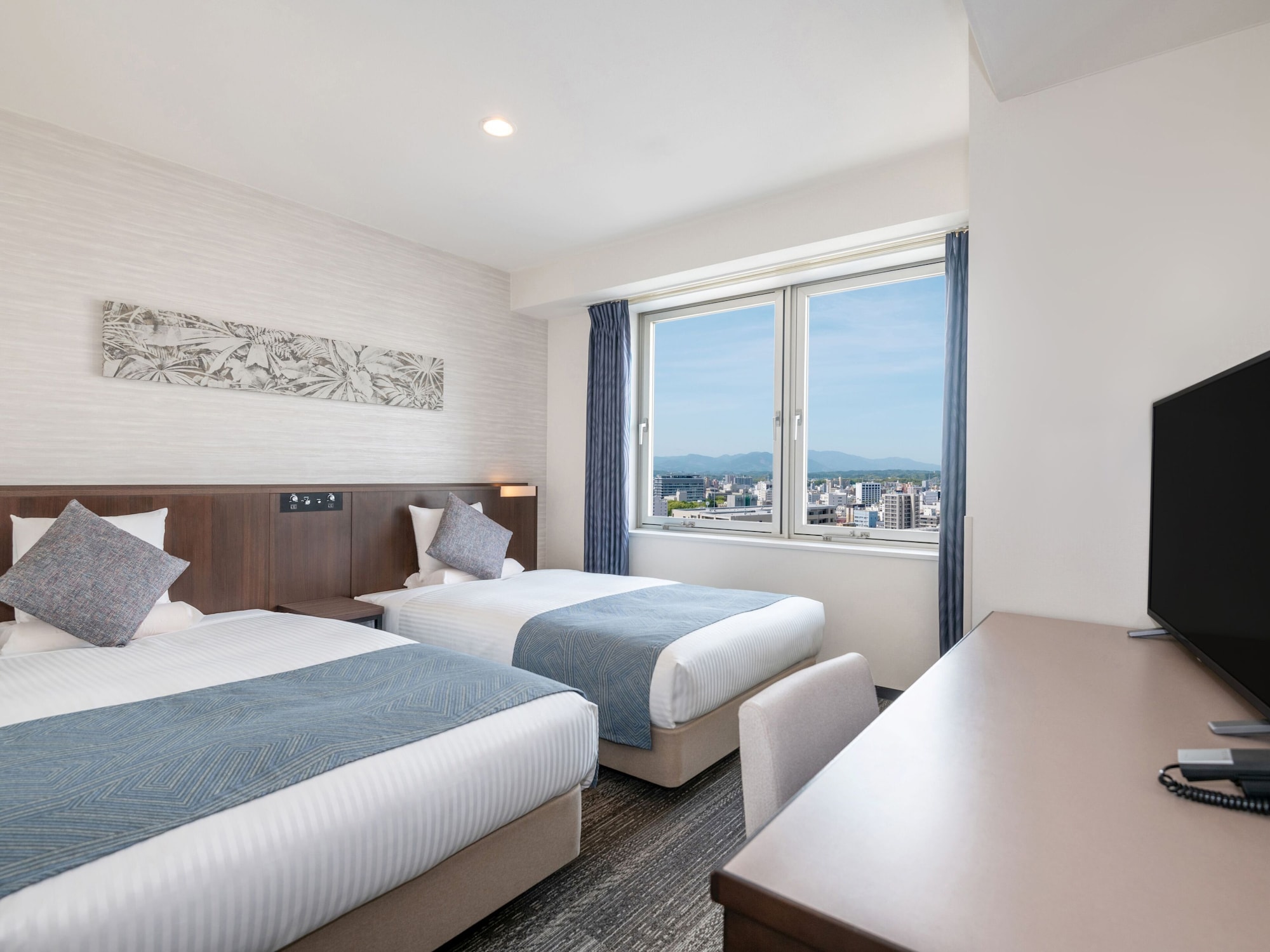 STANDARD, TWIN BEDS, SMOKING