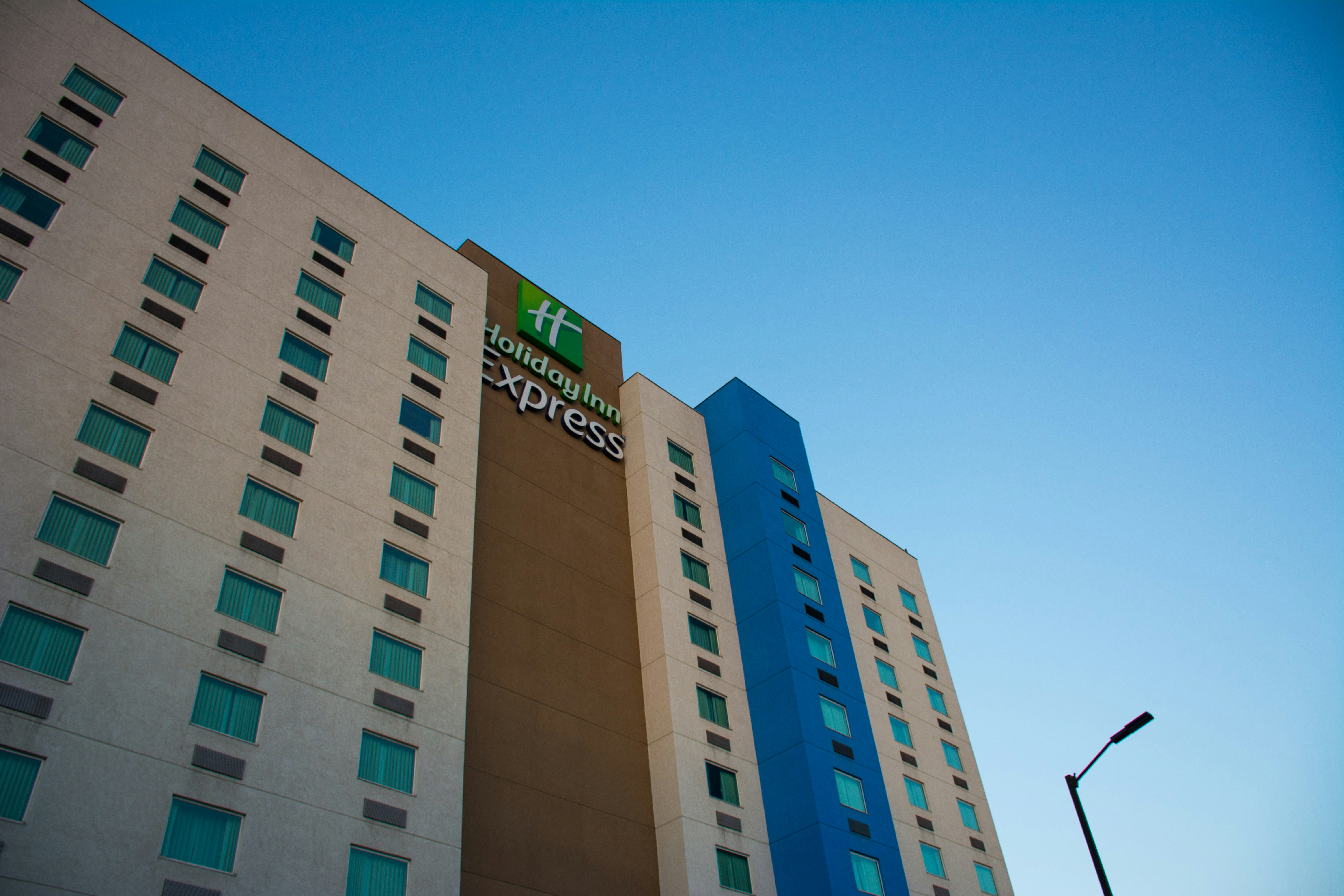 Holiday Inn Express Saltillo Zona Aeropuerto 7/40