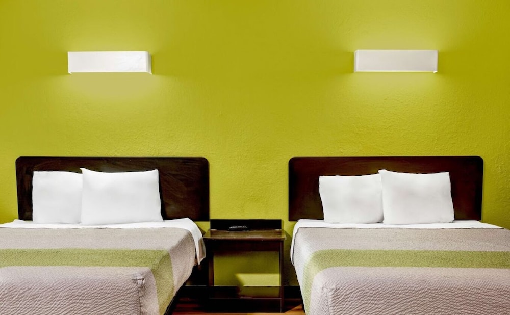 Motel6 Indianapolis, IN 14/33