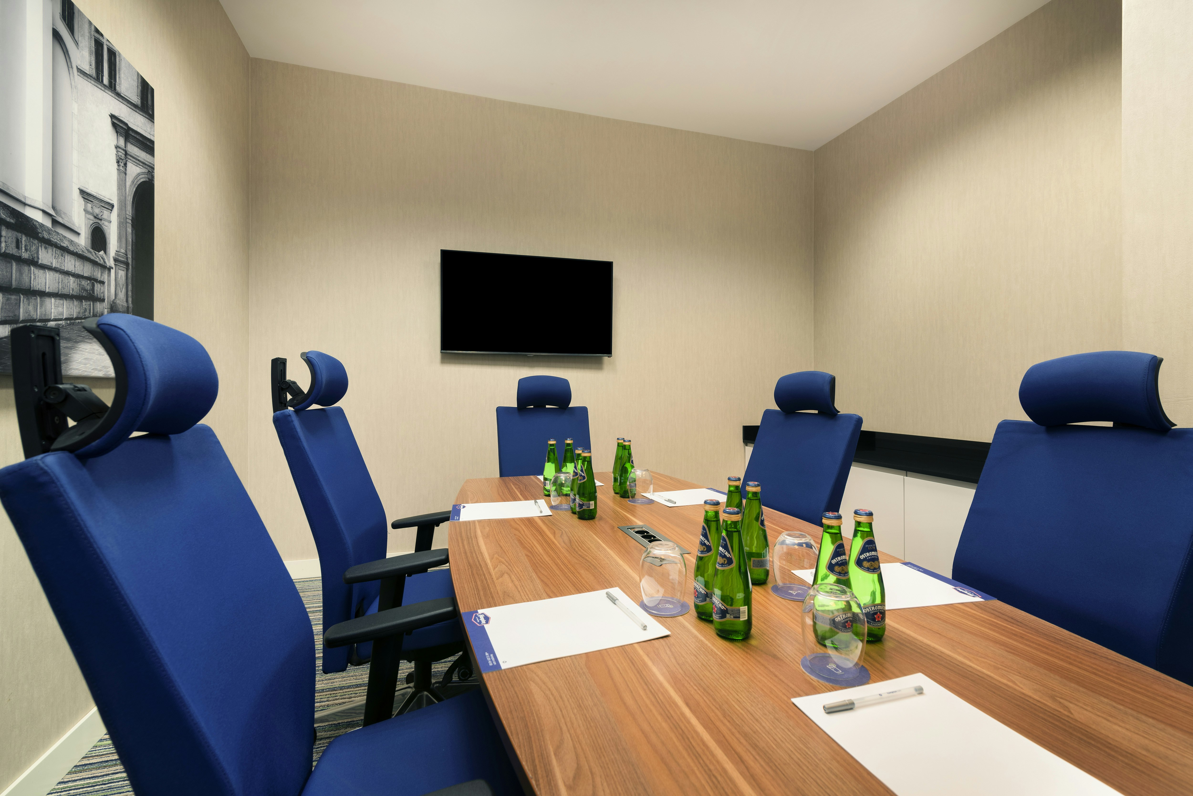 Hampton By Hilton Krakow 18/24