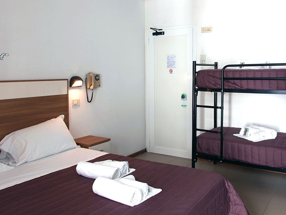 Hotel Veladoro 27/68
