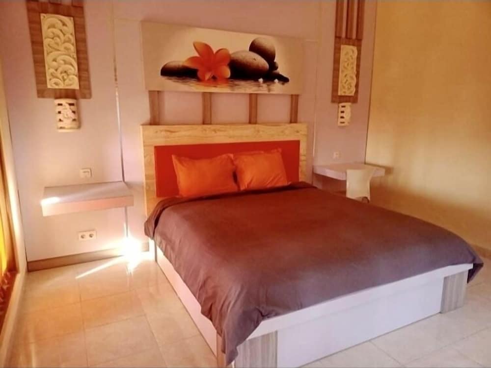 Villa Agung Beach Inn 29/65