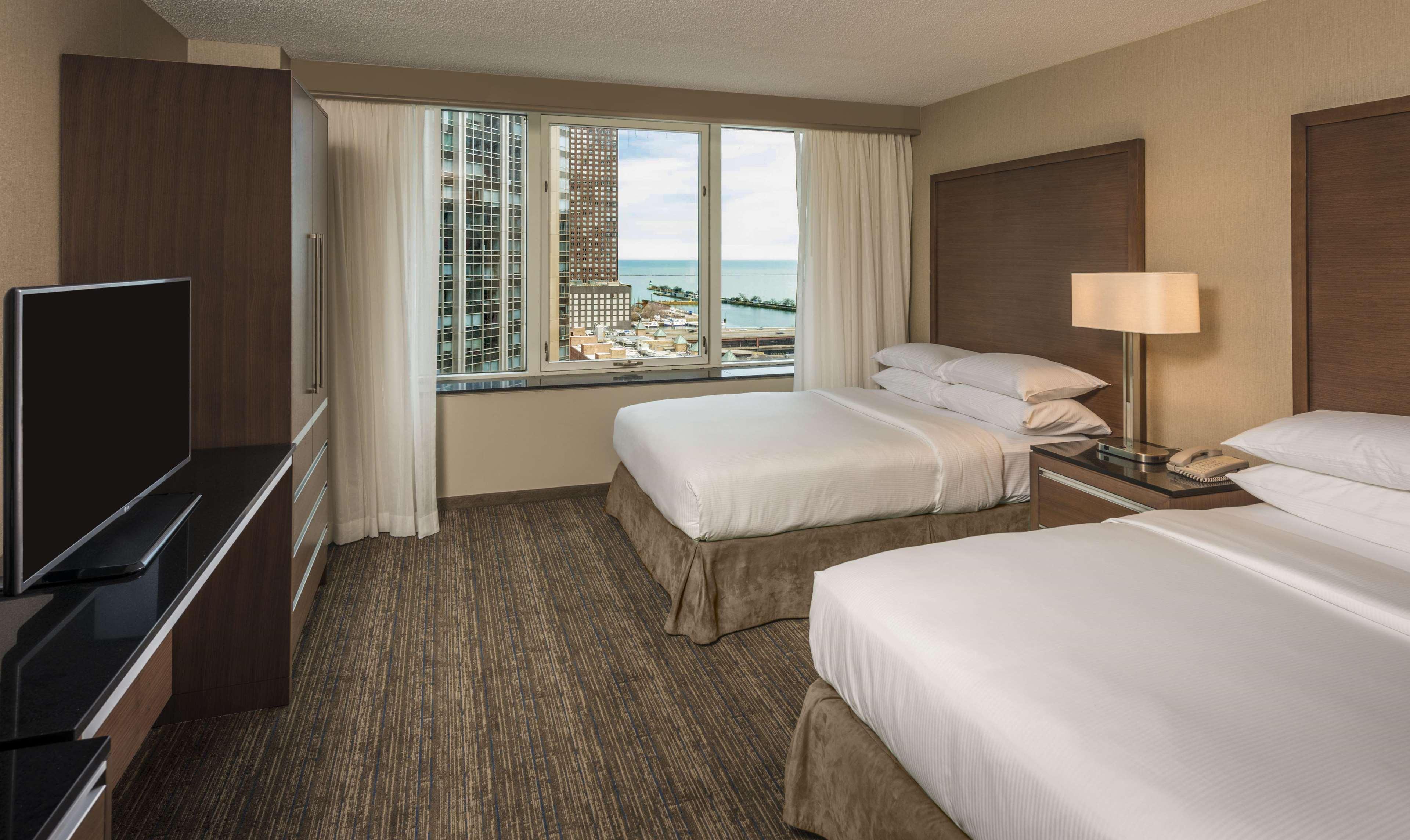 2 ROOMS, PREMIUM, SUITE, 2 DOUBLE BEDS, LAKE VIEW