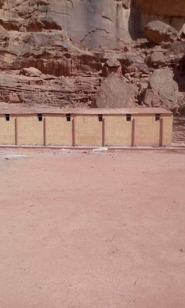 Moon Valley Camp 28/37