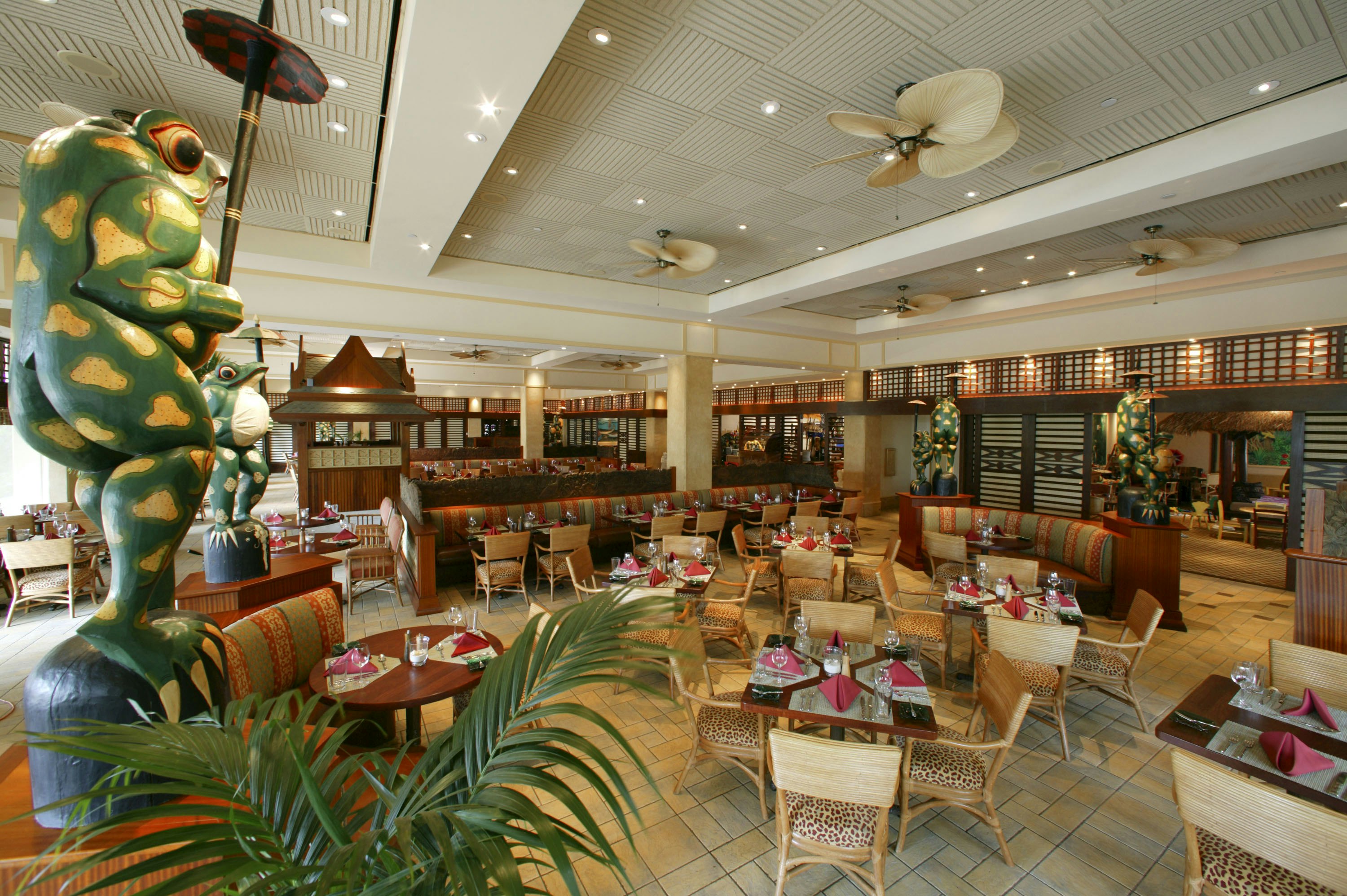 Universal's Loews Royal Pacific Resort 33/56