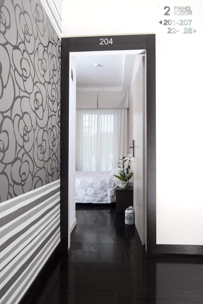 Hotel Letizia 12/50
