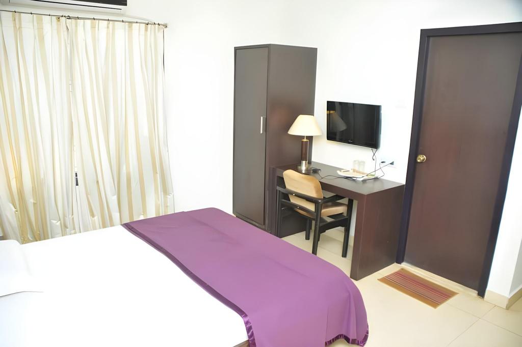 Hotel Aditya Palace 30/47