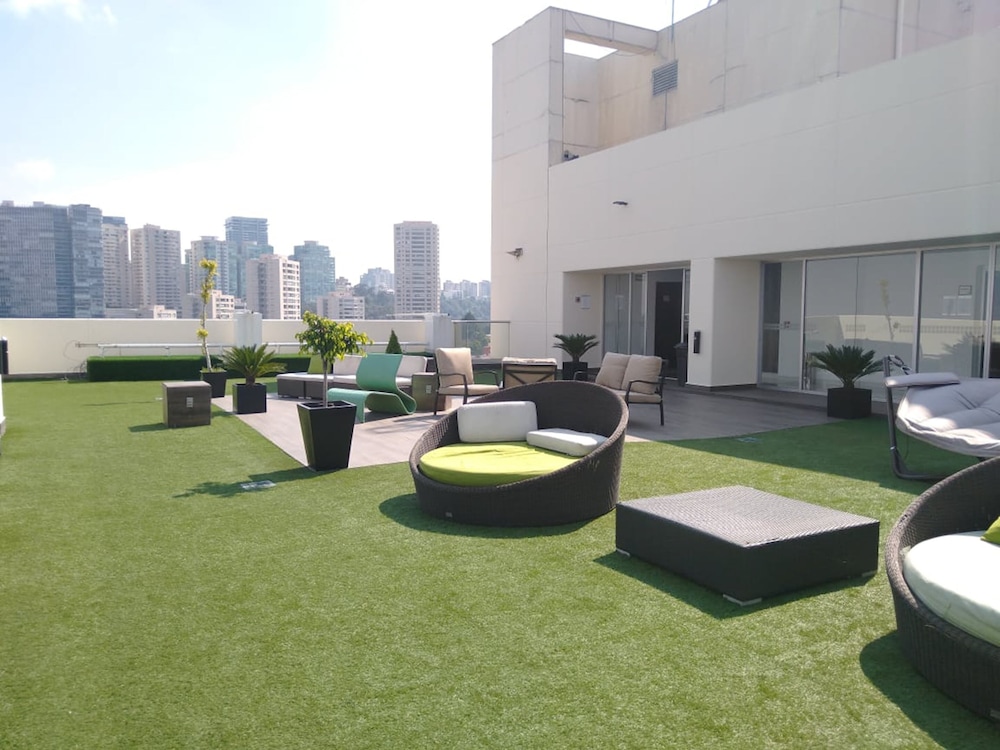 Elite 47 Hotel And Suites Ex Pia Suites 47/51