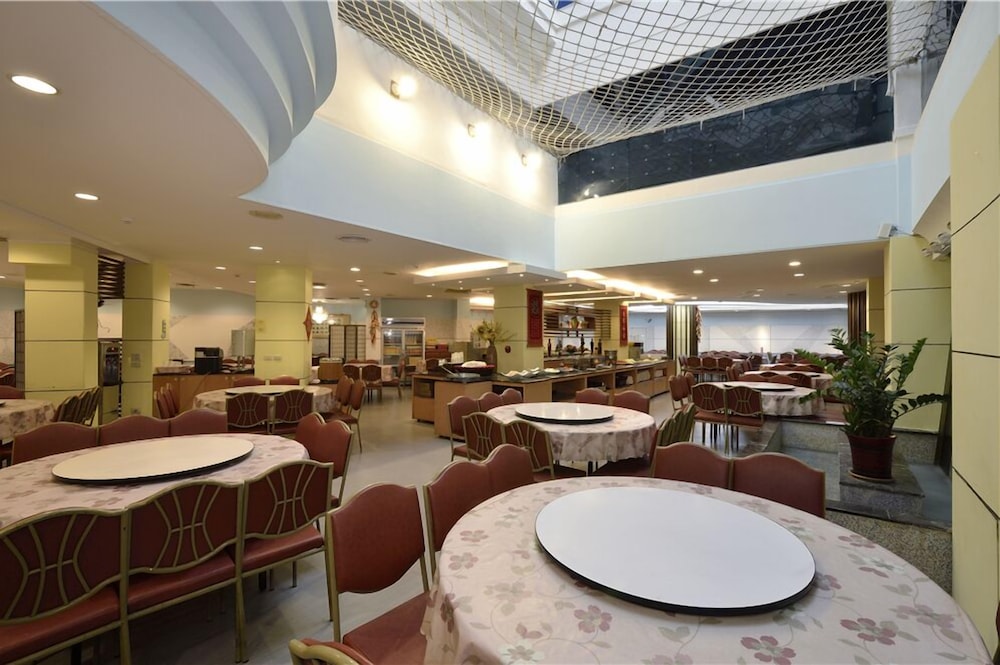 Toong Mao Kao-shang-ching Hotel 45/54