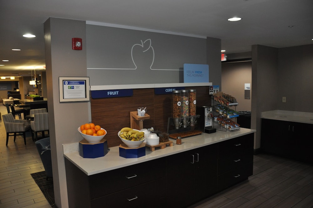 Holiday Inn Express Brentwood South - Cool Springs 31/44