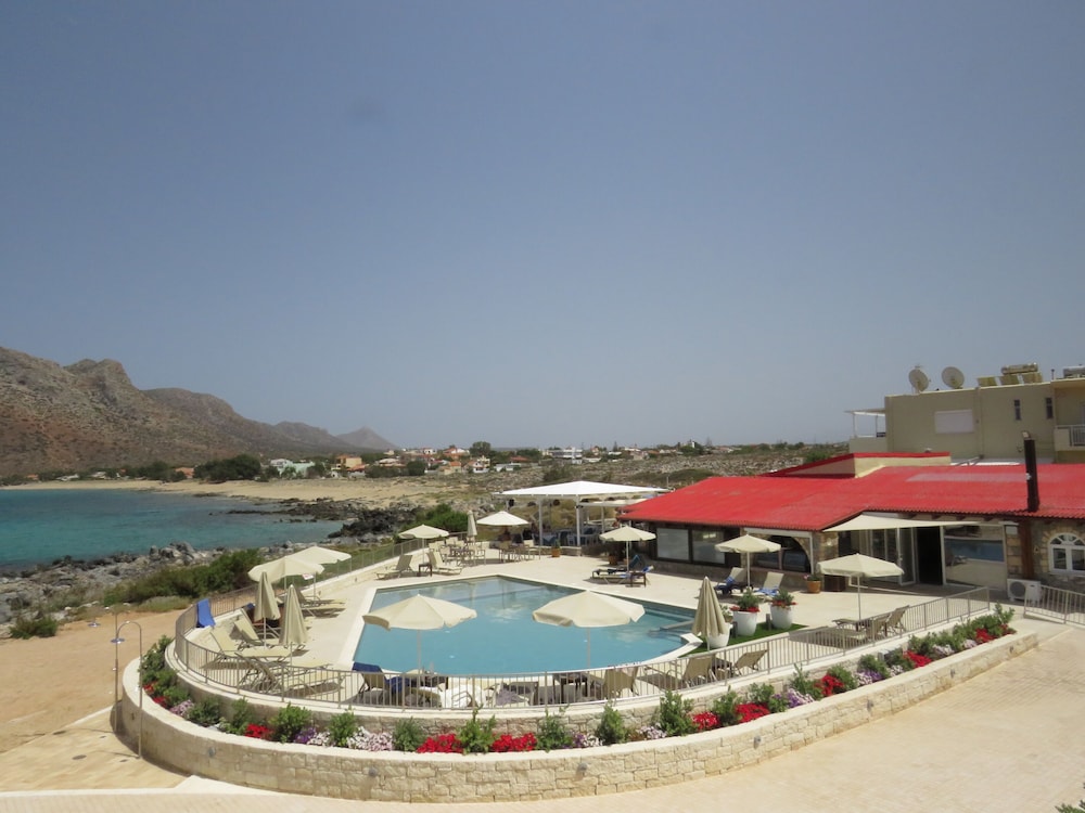 Blue Beach Villas Apartments 52/61