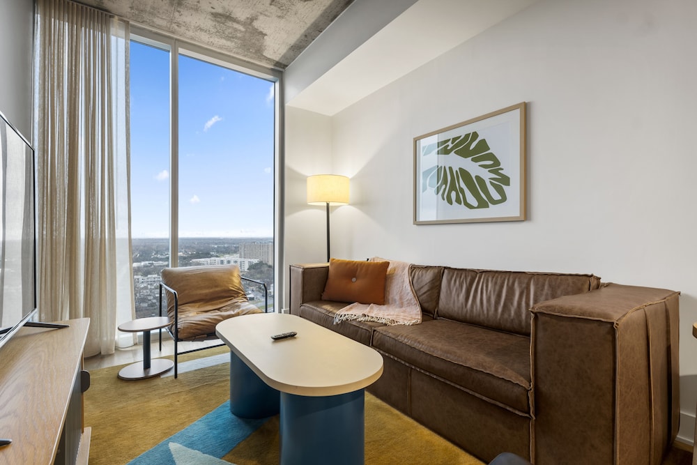 Austin Condo Hotel 28/49