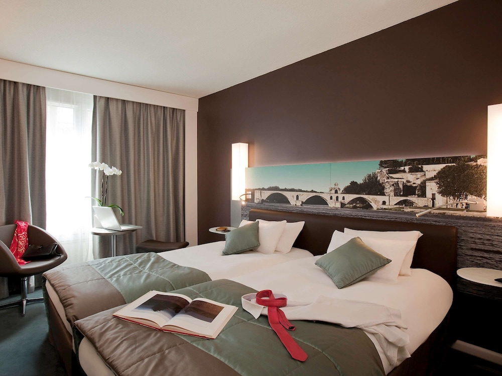 Mercure Pont D'avignon Centre 22/84