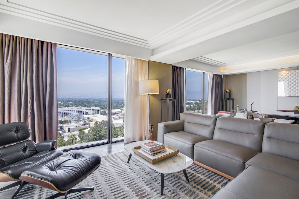 Sheraton Universal Hotel 24/33