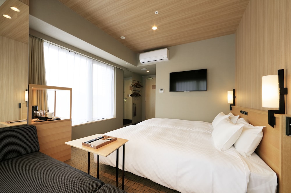 غرفة ركنية بسريرين منفصلين، Candeo Hotels Kobe Torroad 3/5