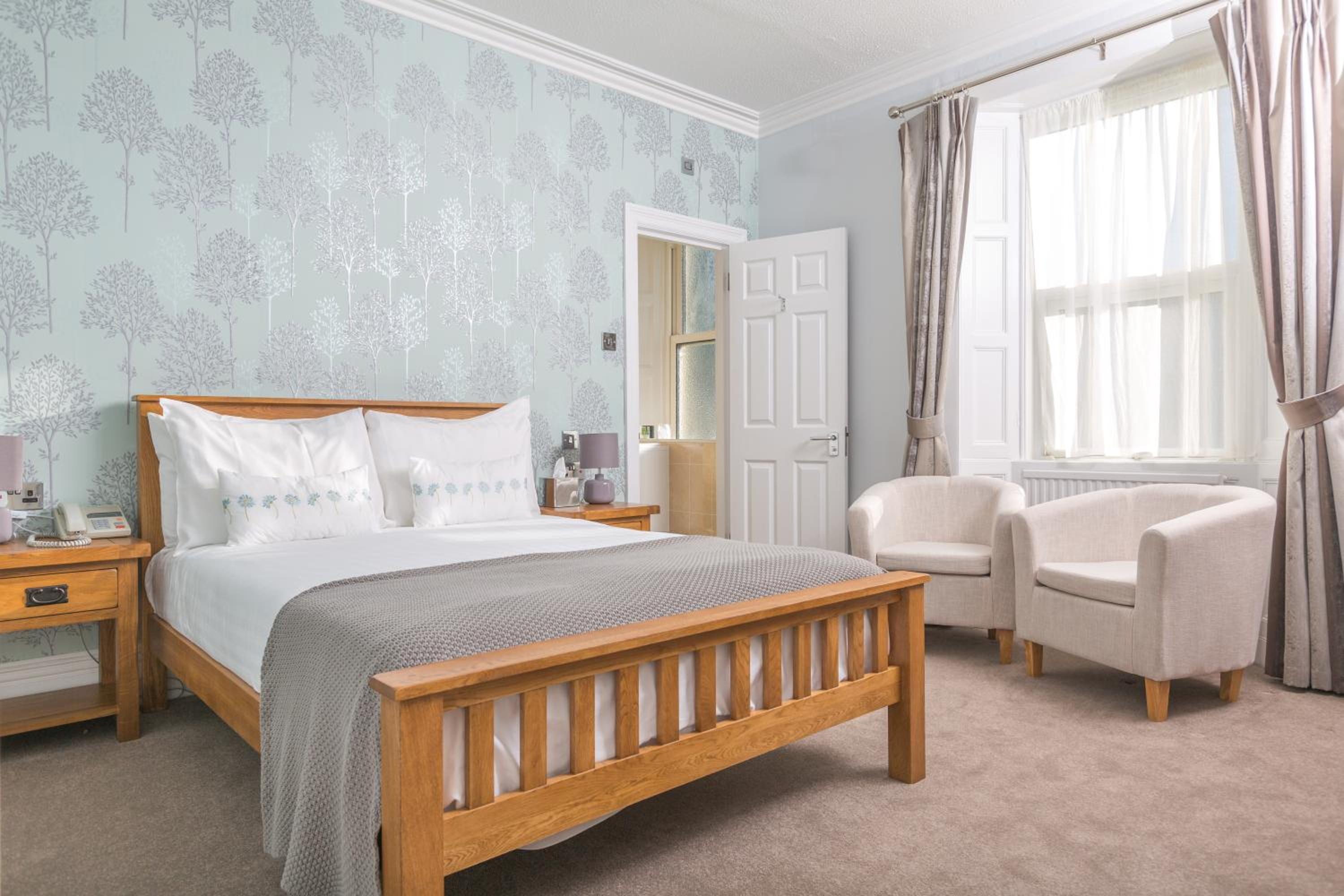 Lauriston Hotel 32/60