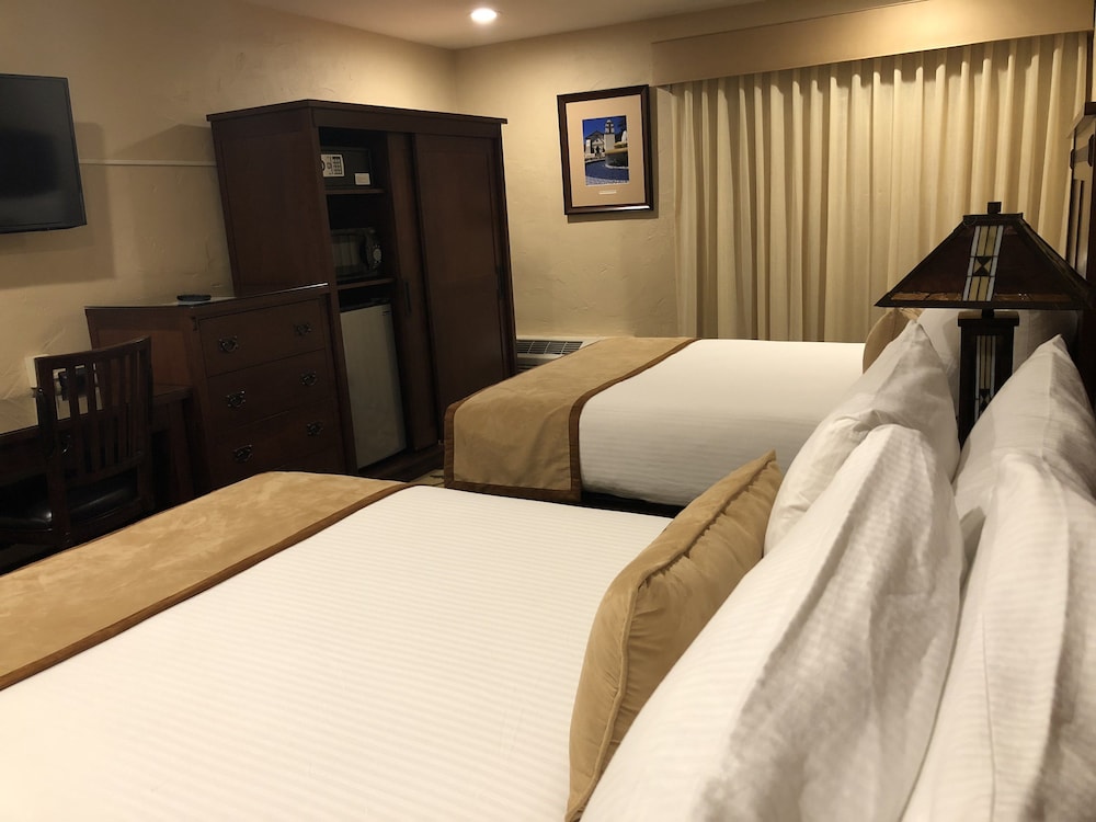 HOTEL MISSION DE ORO 19/64