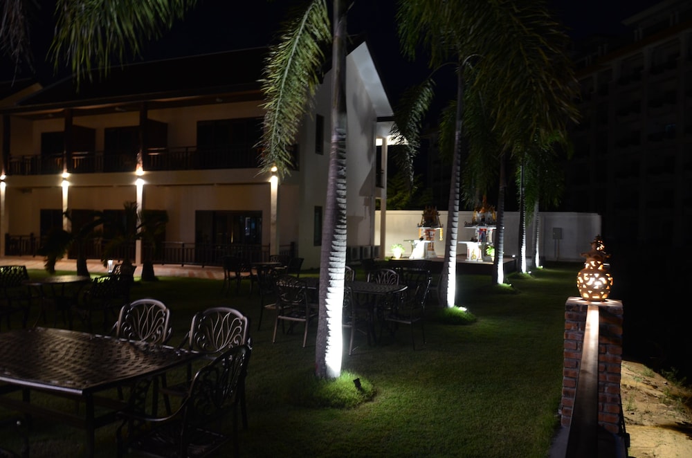 Saksiri Riverside Boutique Hotel 39/50