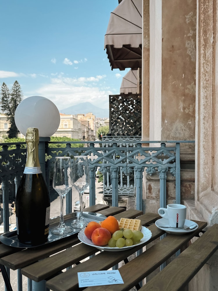 Santuzza Hotel Catania 33/50
