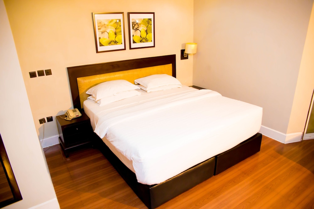 Best Western Starfire Hotel 27/75