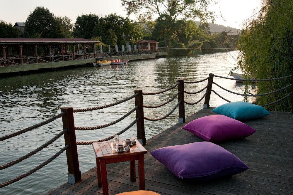 Agva Nehir Evi Otel 56/62