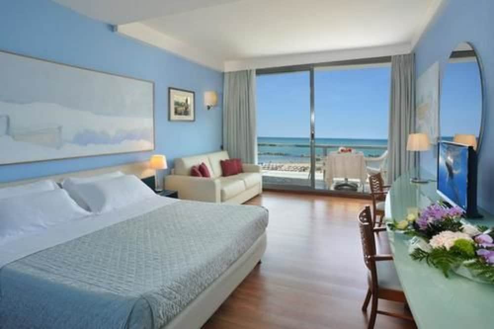 Kursaal Hotel 13/47