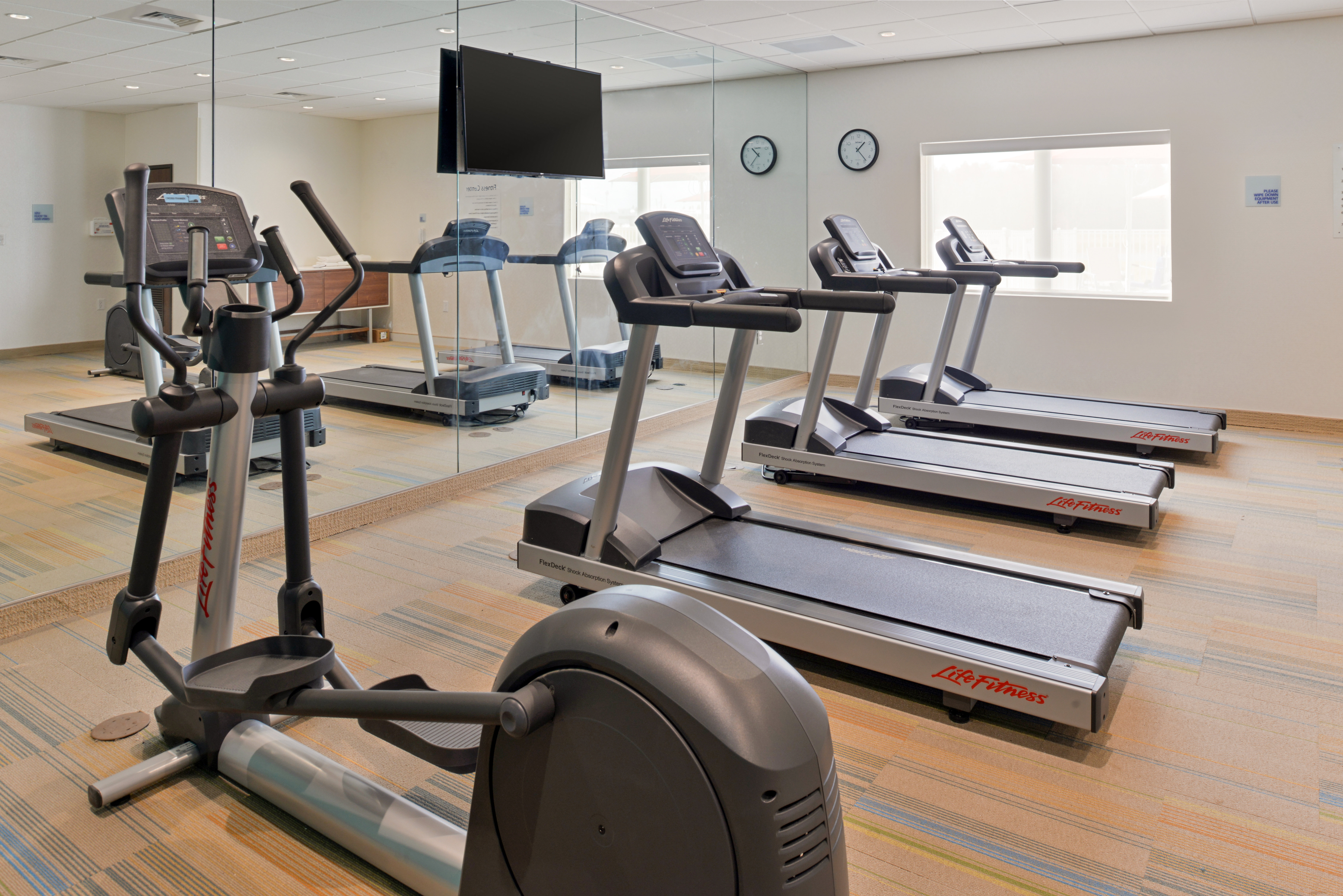 Holiday Inn Express & Suites Trinity 33/72