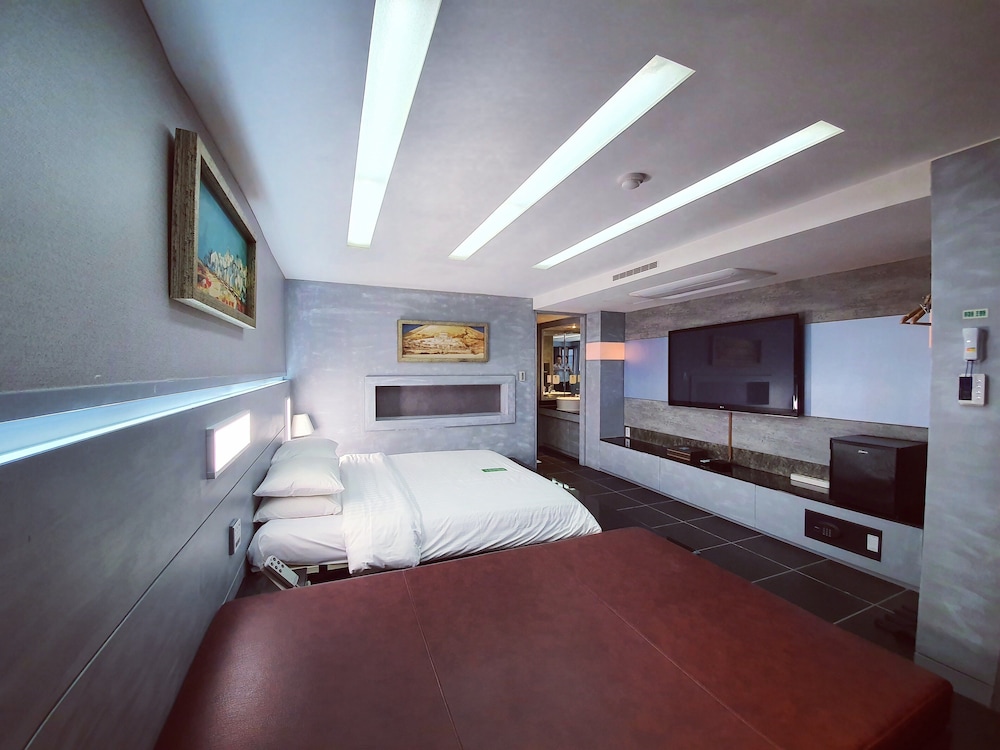 Friendly Dh Naissance Hotel By Mindrum Group 18/48