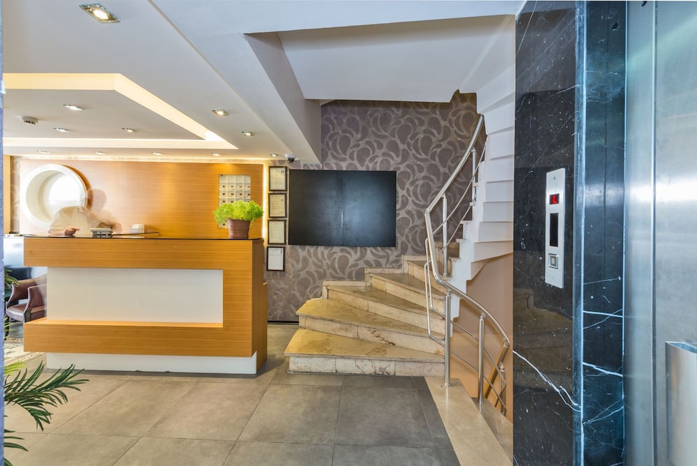 Erbazlar Hotel 9/45