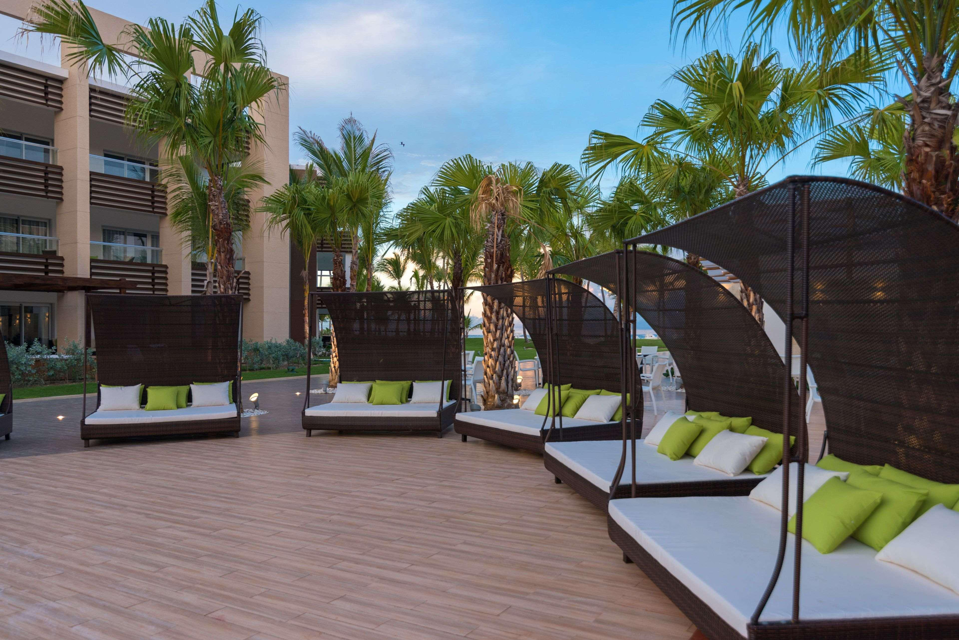 Bakour Punta Cana Suites 72/78