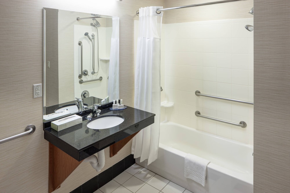 Fairfield Inn Suites Phoenix Chandler Fashion Center 20/65