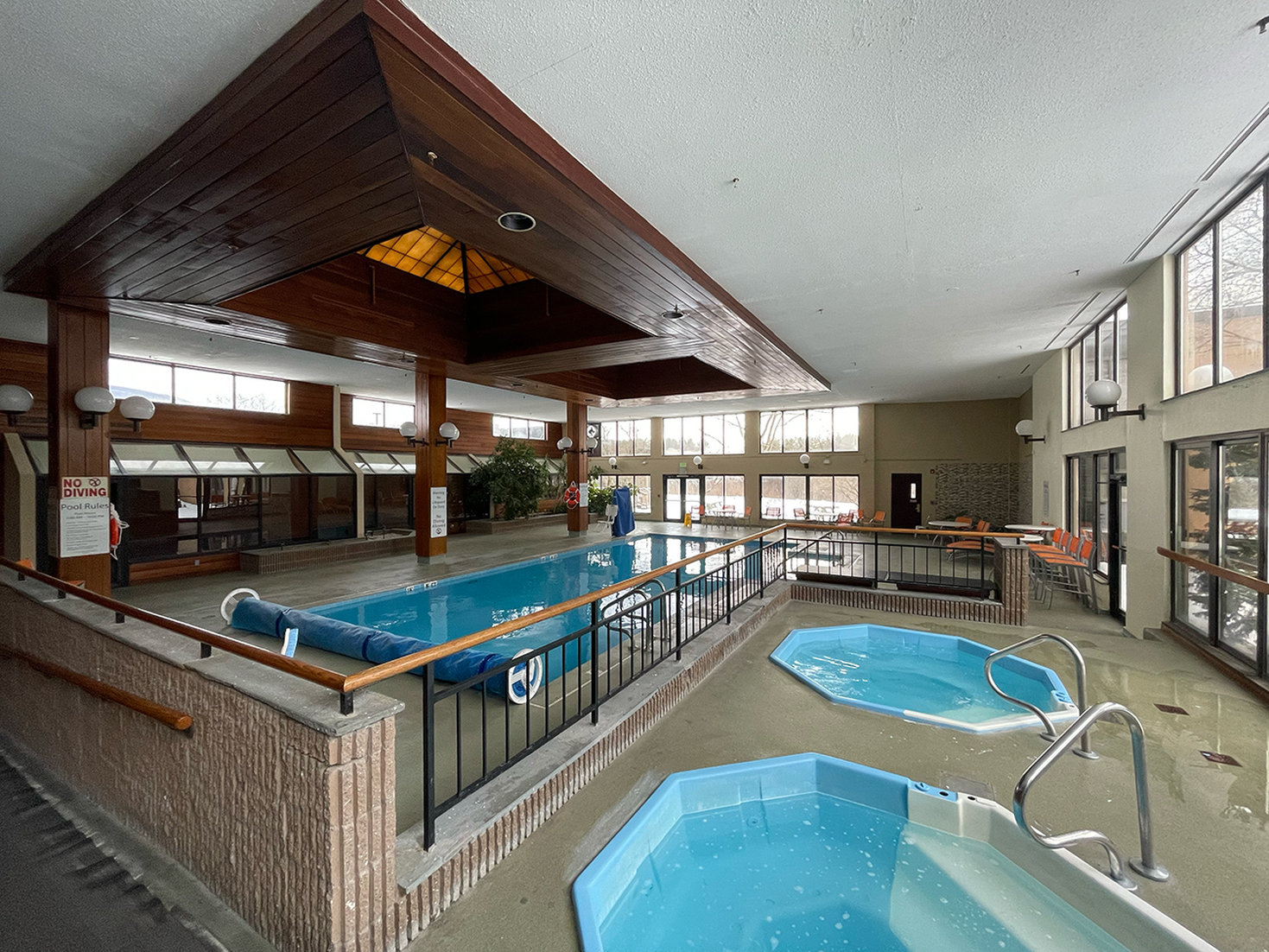 Cortina Inn Rutland Killington 10/11