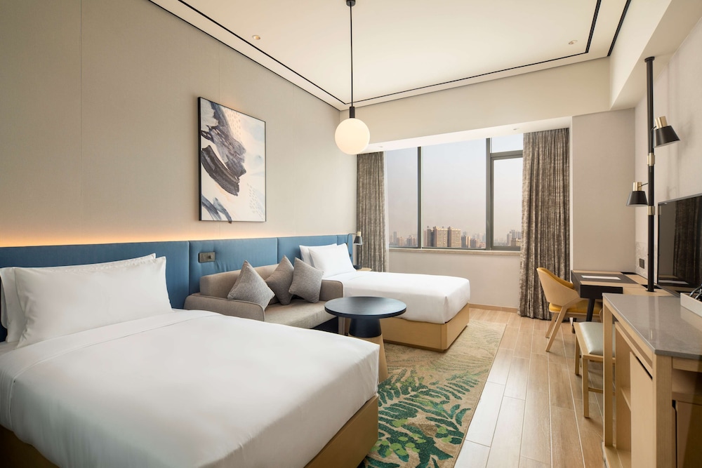 Basic, Twin Beds