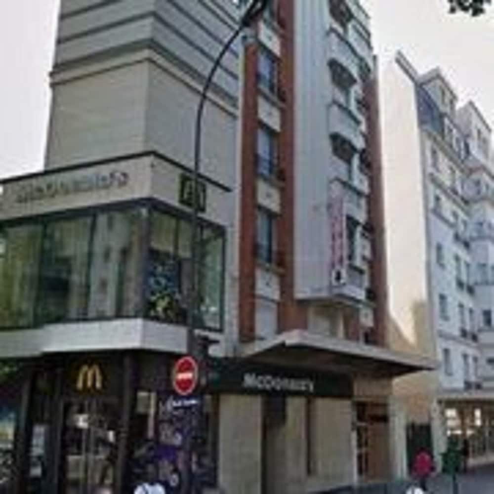 Hotel de la Comete in PARIS