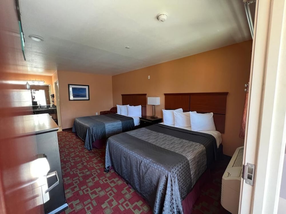 Rancho California Inn 18/43