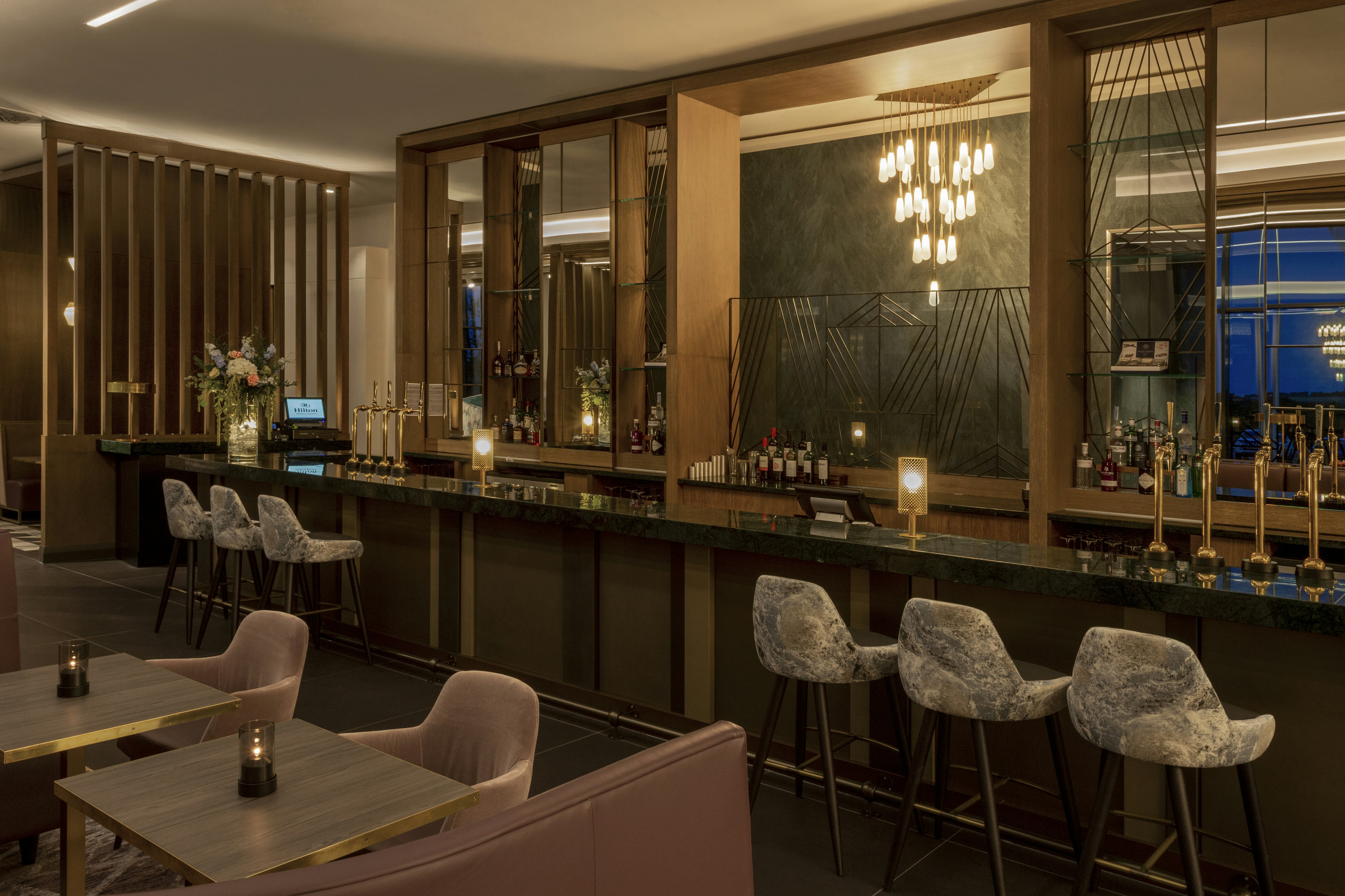 Hilton Aberdeen TECA 50/64