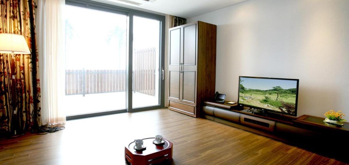 Ondol, Deluxe, Terrace