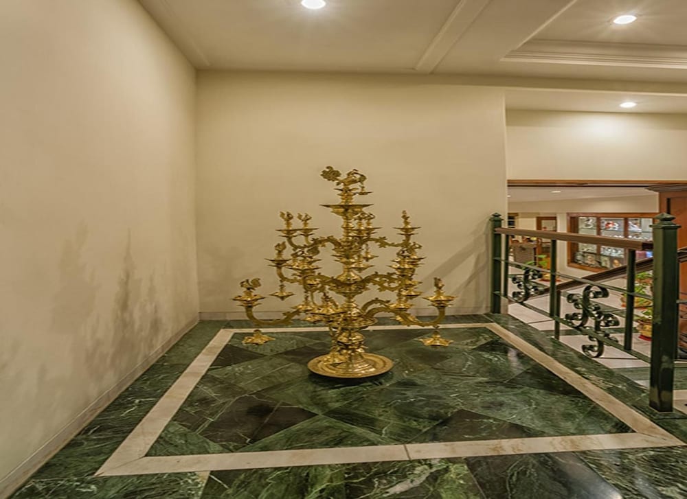 Renest Shraddha Inn Shirdi (ex Shraddha Sarovar Portico) 19/41