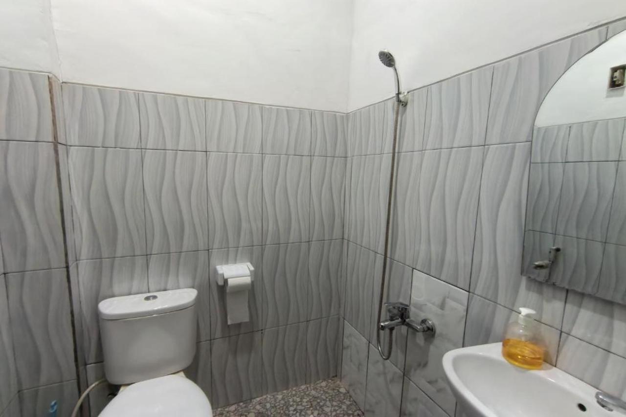 Hotel O near Palangka Raya Mall formerly Wisma Esun Bue Palangkaraya 26/26