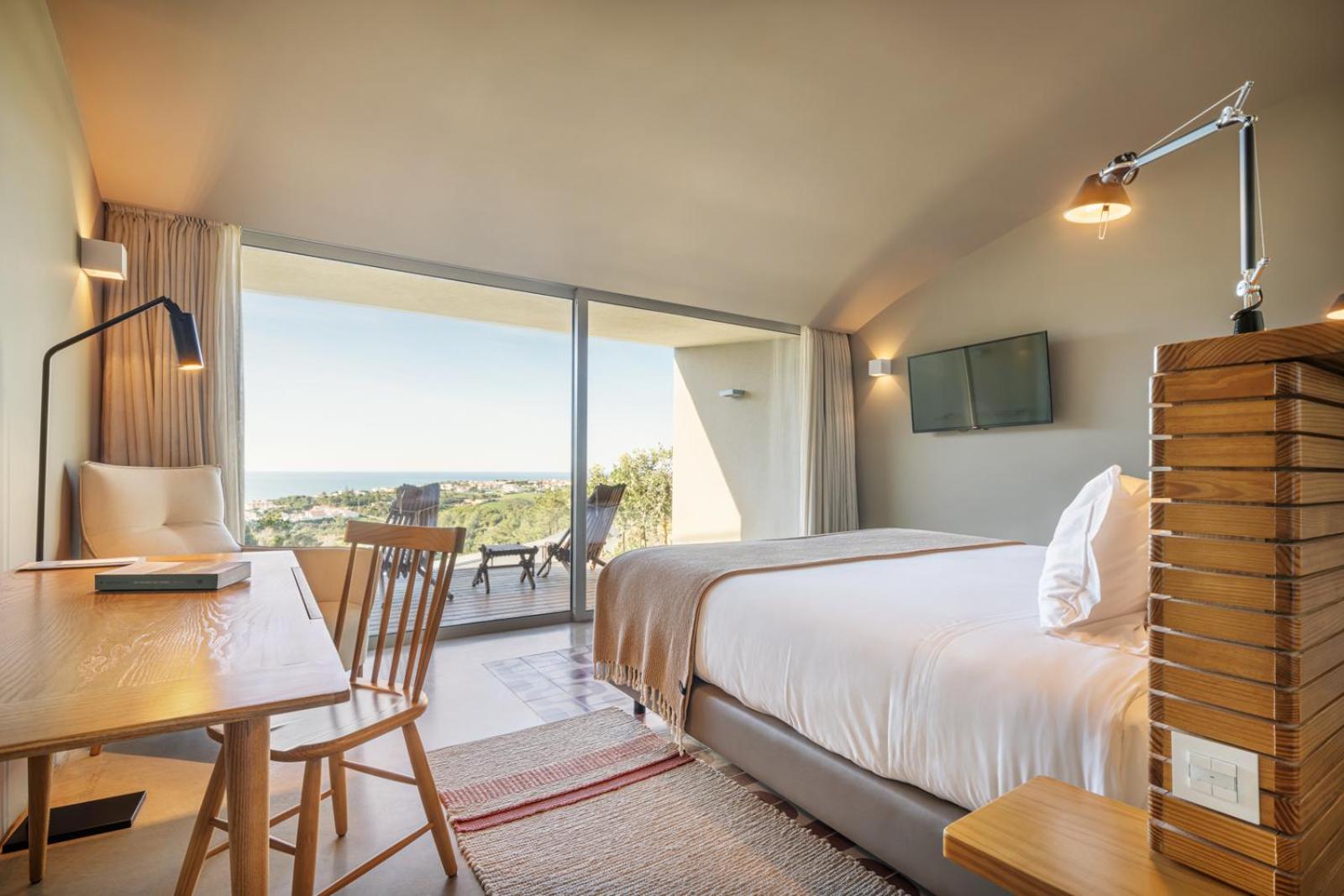 Deluxe, Double Bed, Sea View, Balcony