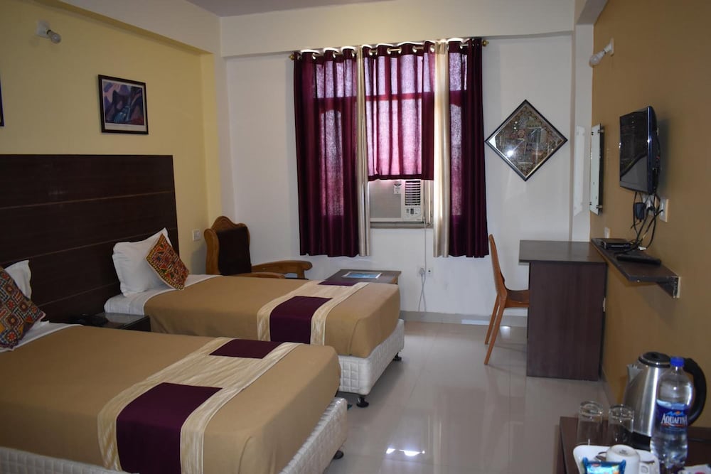 Hotel Bodh Vilas 11/37